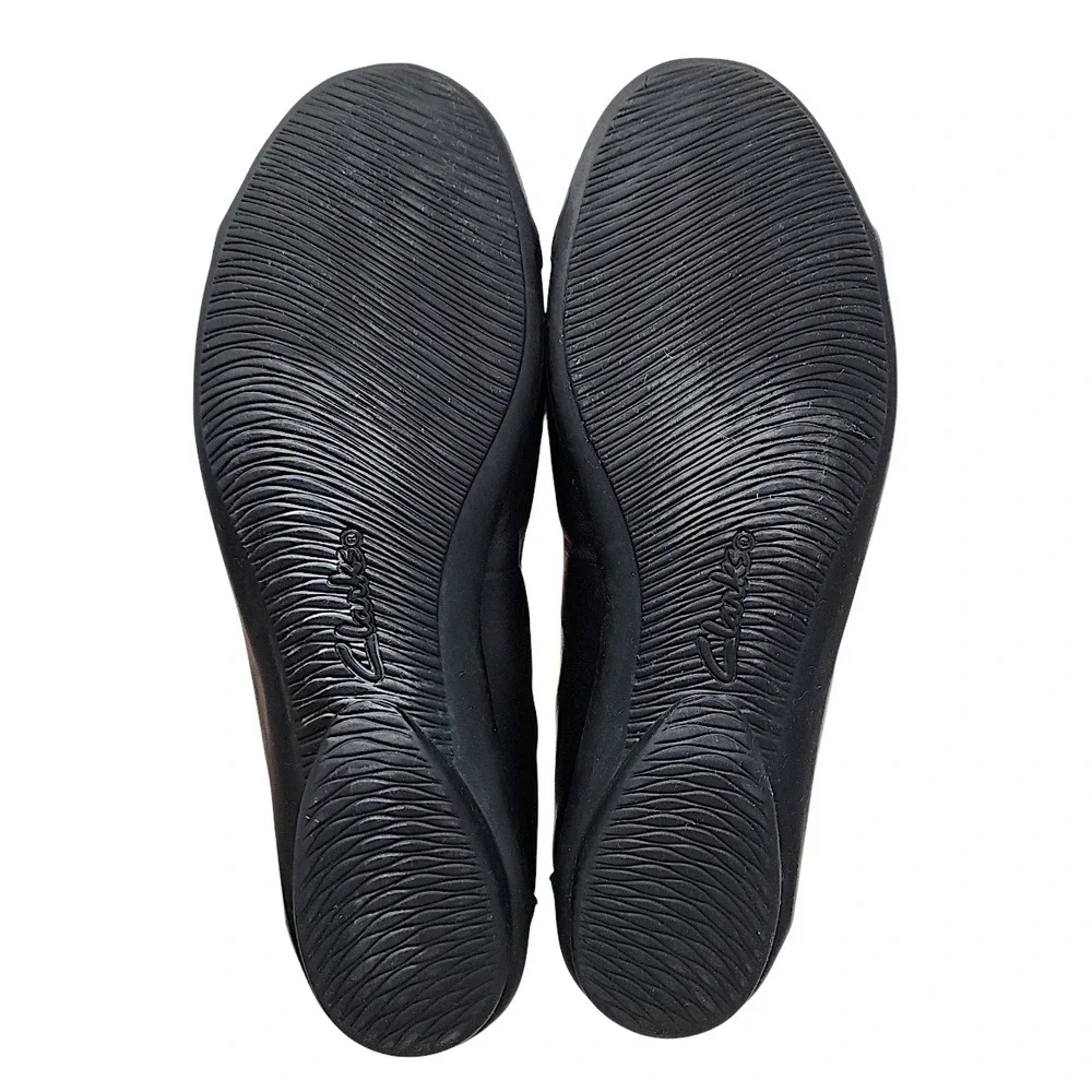 Clarks Ballet Flats 7.5 Women Gracelin Wind Black Leather Patent Cap Toe Ring